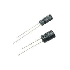 Capacitor electrolítico radial, de 10 uF (micro Faradios) a 100 Volts